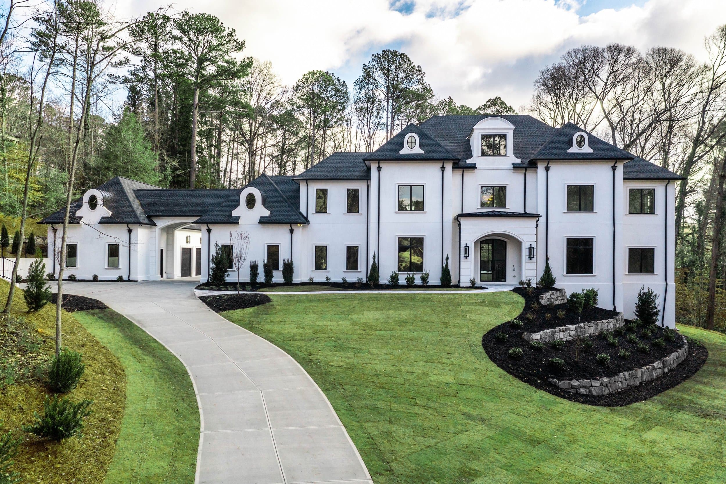 The Step-by-Step Guide to Building Your Luxury Home